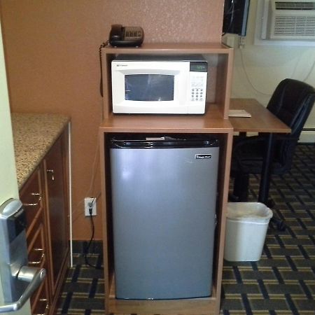 Economy Inn Tonawanda Εξωτερικό φωτογραφία