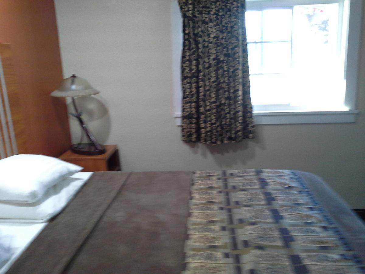Economy Inn Tonawanda Εξωτερικό φωτογραφία