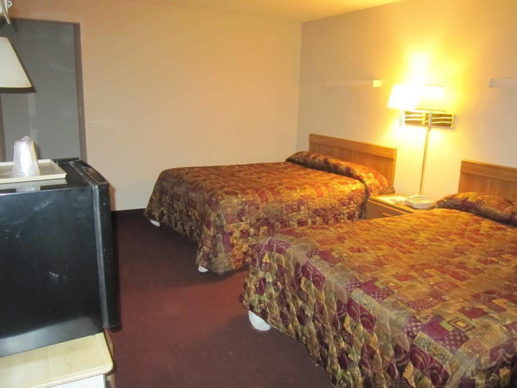 Economy Inn Tonawanda Εξωτερικό φωτογραφία